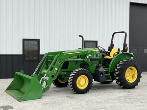 รถแทรกเตอร์จอห์นเดียร์ 5090E ขนาด 90-175 แรงม้า พร้อมส่ง  แบบขับเคลื่อน 4 ล้อ สำหรับการเกษตรขนาดเล็ก  ใช้งานได้หลากหลาย - Product Image 6