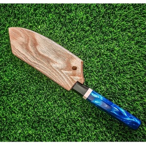 Cuchillo de chef personalizado hecho a mano de acero damasco Sanmei con mango de resina y funda de cuero fino, cuchillo de cocina de moda. - Product Image 3