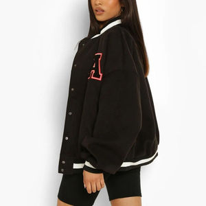 Fabricante OEM señoras recortadas uniforme de béisbol Varsity chaquetas personalizadas de manga larga mujeres Varsity chaqueta para el invierno 2025 - Product Image 2