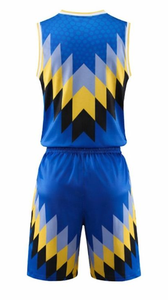 Conjunto de Equipamiento de Fútbol Femenino de Alto Rendimiento, Tejido Transpirable, Diseño Personalizable para Jugadoras Profesionales, Modelo MR-031 de Captens LLC - Product Image 2