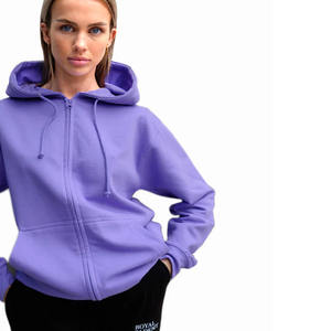 Sweat à capuche zippé en polaire pour femme avec logo frontal, coupe classique pour l'automne/hiver - Product Image 4