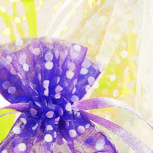 Sacs cadeaux en organza à pois - Product Image 5