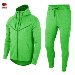 Chándal Personalizado para Hombre Ryan Pro Gear, Tejido Transpirable y Cómodo con Logotipo Personalizado - Product Image 6