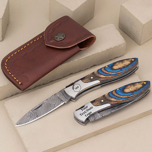 Couteau de poche compact en acier Damas avec design léger et finition polie Couteau pliant Damas de qualité supérieure - Product Image 2