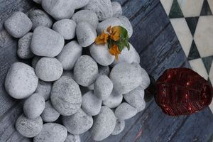 Ajmera Marbre Mystique Gris Cailloux de Pierre Naturelle Lisse Conception de Ferme Écologique pour Décor de Jardin Extérieur Paysage de Parc - Product Image 3