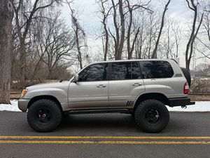 Export Ready 2004 LandCruisers 4WD SUV Left Hand <b>Drive</b> Diesel Automatic Transmission Luxury Off Road Vehicle Reliable Family SUV - Product Image 6