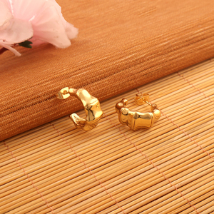 Nouveau style grosses boucles d'oreilles créoles en bambou métal uni en laiton massif mini demi-créoles circulaires 18 carats plaqué or dos ouvert huggie cerceaux - Product Image 3