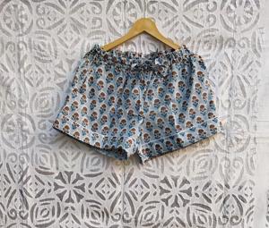 Conjunto de Pijama de Algodón con Estampado en Bloque al por Mayor, Camisa con Botones y Pantalones Cortos con Cintura Elástica, Ropa de Dormir Cómoda para Mujer - Product Image 4