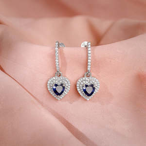 Pendientes de cristal corazón real de plata - Product Image 1