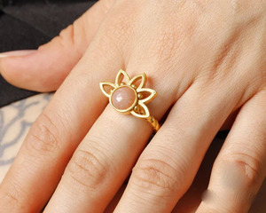 Anillo de Plata de Ley 925 con Diseño Clásico y Moderno para Mujer, con Piedra del Sol Dorada de 8x8mm, Chapado en Oro, con Engaste de Garras, para Aniversario de Bodas - Product Image 3