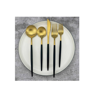 Juego de cubiertos de acero inoxidable dorado de lujo, cuchillo de servicio, tenedor, cuchara, juego de cubiertos, pieza de diseño - Product Image 1