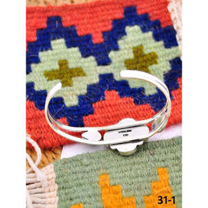 Pulsera de Moda Hecha a Mano en el Suroeste con Turquesa de la Valle de Esmeralda y Plata de Ley - Product Image 4