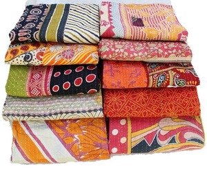 100% orgánico Vintage Kantha algodón edredón suave cómodo 55*85 pulgadas hecho a mano India Lino lanza con patrón de carácter sólido - Product Image 5