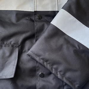 Gilet de sécurité ANSI classe 1 réfléchissant haute visibilité de qualité supérieure imperméable avec logo personnalisé sécurité au travail - Product Image 4