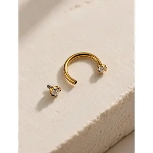 แหวนเหล็กกล้าไร้สนิมชุบทองรูปเกือกม้าสำหรับเด็กประดับเพชร - Product Image 4