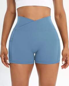 Haute tendance Yoga femmes courtes taille croisée Active Gym 100% Polyester extensible Yoga avec une qualité élevée et supérieure - Product Image 5