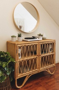 Gabinete de almacenamiento de ratán bohemio hecho a mano, puertas dobles, estantes rectangulares, muebles de acento tejido Natural para un hogar elegante - Product Image 2