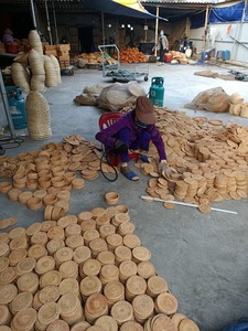 New Design Handmade <b>Wicker</b> Seashell Charger for Dining Table Home Decor Rattan Table <b>Placemats</b> Vietnam Supplier - Product Image 6