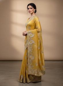 Sari de Novia para Mujer con Bordado de Lentejuelas y Hilo Zari de Diseño, Borde Elegante y Detalles Intrincados de Calado - Product Image 4