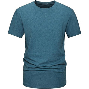 Vente en gros de t-shirts pour hommes en polyester 100% à séchage rapide coupe ajustée avec impression de logo personnalisé motif de personnage de sport formel - Product Image 1