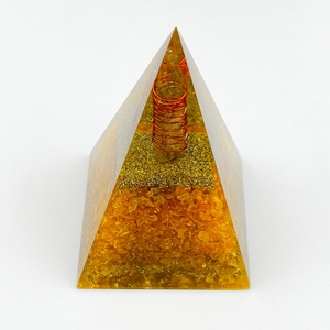 Vente en gros de cristaux naturels de quartz semi-précieux Pyramides d'orgone Orgonite Artisanat pour la décoration intérieure Chakra Reiki Cadeaux de guérison - Product Image 6