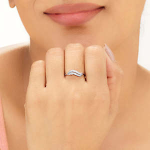 แหวนเพชรโรสโกลด์ดีไซน์ Entwined Flow - Product Image 2