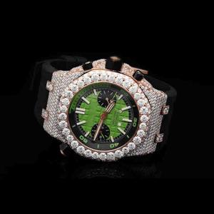 Montre sport pour homme en acier inoxydable de 41 mm, diamant moissanite, bracelet en caoutchouc noir, verre minéral, design élégant et durable - Product Image 1