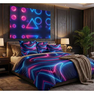 Edredón Legacy Luxe Neon Current, Moderno y Lujoso, Estampado, Reversible, Suave y Cálido, Relleno de Microfibra, para Cama Queen, King y Twin - Product Image 1