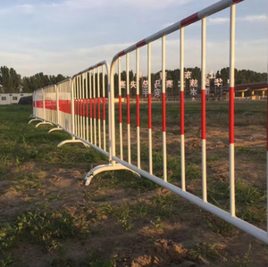 Galvanized Steel Barrier Factory Promotion Hot <b>Dipped</b> Galvanized Metal Steel Traffic Crowd Control Barrier - Product Image 4