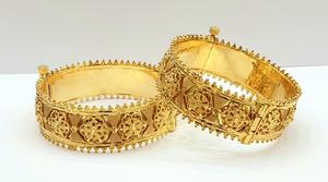 Wholesale 24K <b>Gold</b> Plated Stainless Brass <b>Bracelets</b> Stylish High Quality Fashion Bangles 24K <b>Gold</b> Plated Jewelry - Product Image 3