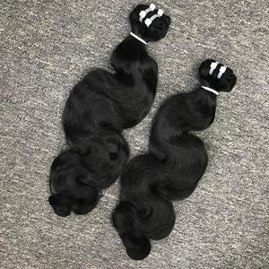 ผมแท้เวียดนามเรมี่355เจสสิก้าวิกผมสำหรับต่อผมที่มีสีเข้มกว่าผมลอนสำหรับต่อผม - Product Image 1