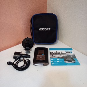 Nuevo Detector de Radar Láser Escort MAX 360C con Soporte, Fuente de Alimentación, Bolsa, Buen Estado, LECTURO - Product Image 1