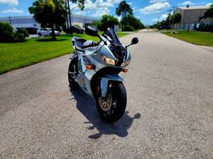 Moto d'occasion Honda CBR600RR 2025 à bas prix à vendre - Product Image 5