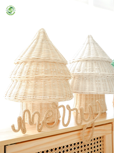 Decoración de Navidad Venta al por mayor Cestas tejidas a mano Decoración artística Diseño Navidad Decorativo y regalo de Navidad Cesta tejida Árbol de pino - Product Image 3