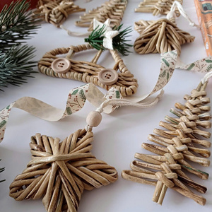 Fourniture en vrac Ensemble d'ornements de Noël en rotin fabriqués à la main Style Boho Décor suspendu Commerce de gros - Product Image 6