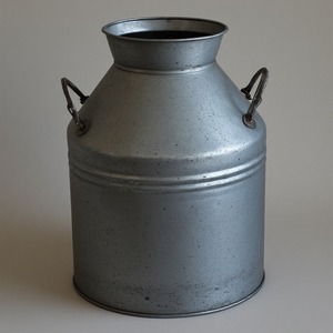 กระป๋องนมชุบสังกะสีสไตล์ชนบทที่หรูหรามีพื้นผิวที่ทนทานเหมาะสำหรับห้องครัวสวนกลางแจ้งคาเฟ่และบ้านไร่ที่ได้แรงบันดาลใจ - Product Image 2