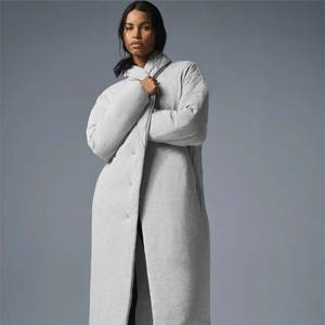 Abrigo acolchado largo personalizado para mujer Abrigo de invierno acolchado de longitud completa con aislamiento y cuello alto para máxima calidez y estilo - Product Image 5