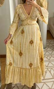 Vêtements de rue bohèmes vintage mexicains en coton biologique brodé et crocheté, mignons, longs jusqu'au sol, à manches longues et en dentelle pour femmes, vente en gros - Product Image 3