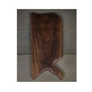 Tabla de cortar de madera hecha a mano que ofrece la belleza natural del grano para la preparación diaria de comidas - Product Image 3