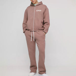 Survêtement rose bébé tendance et ample avec logo personnalisé – Tenue de sport élégante et confortable unisexe – Survêtement décontracté avec logo personnalisé - Product Image 5