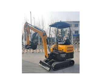 Nouveautés en promotion ! Mini-excavatrice TerrorXX de 4 000 lb à chenilles en caoutchouc, moteur diesel - Product Image 1