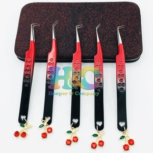 <b>Top</b> Sale Charm Tweezer Case High Quality Pink Stainless Steel Eyelash Extensions Tweezers Customizable Logo Sustainable mink - Product Image 5