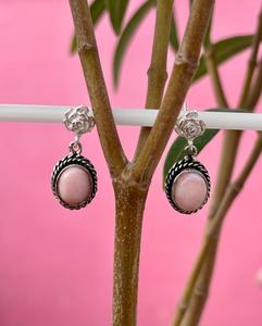 Boucle d'oreille opale rose en argent sterling 925, belle boucle d'oreille pour femme, belle boucle d'oreille en pierre rose. - Product Image 1