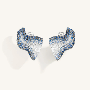 Anillo Moderno de Platino con Zafiro Azul en Pavé, Diseño Geométrico, Joyería de Diseño - Product Image 1