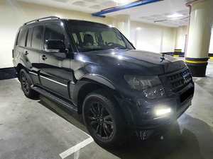 Nouvelle Arrivée PAJERO 3.8L V6 2024 Conduite à Gauche Sièges en Cuir Pneus R17 Berline Automatique Euro IV Toit Ouvrant - Product Image 4