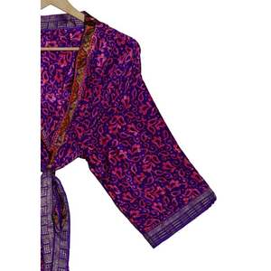 Kimono en soie vintage peint à fleurs Kimono traditionnel Robe Kimono vintage Vêtements de nuit pour femmes Kimono en soie Vêtements de nuit pour femmes - Product Image 5