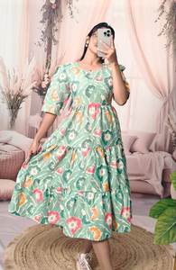 Presentamos nuestro Impresionante Traje de Fiesta Reversible de Algodón para Mujer, Diseñado para Realzar tu Estilo con Colores Ricos y un Diseño Elegante - Product Image 3