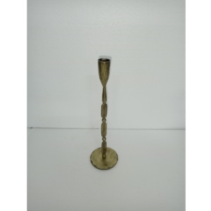 เชิงเทียนโลหะสีโบราณแผ่กระจายความงามของมรดกการเปลี่ยนเทียนที่ไร้กาลเวลาชั้นทำด้วยมือเป็นมิตรกับสิ่งแวดล้อม - Product Image 2