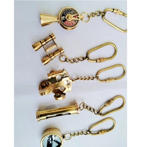 Ouvreurs en laiton de luxe et de conception ancienne pour le Offre Spéciale d'occasion de barman - Product Image 5