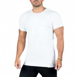 T-shirt de sport respirant et écologique personnalisé en spandex/polyester pour homme, coupe ajustée, vêtements de sport athlétiques, tissu tissé, actif - Product Image 3